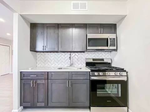 9400 Roosevelt Blvd, Philadelphia, PA 19115