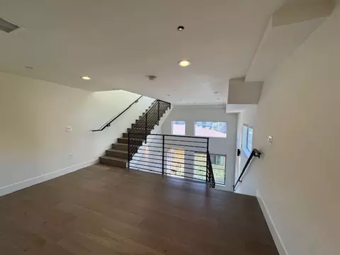321 N Bixel St, Los Angeles, CA 90026