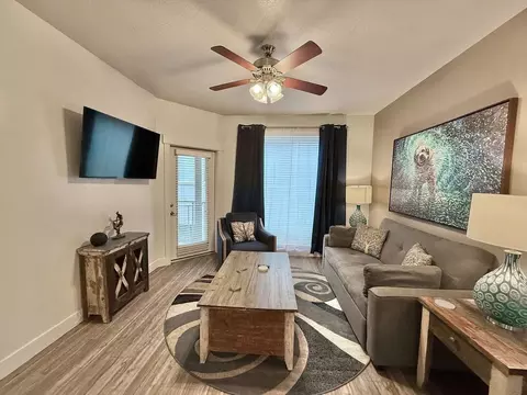 460 E 400 S, Salt Lake City, UT 84111