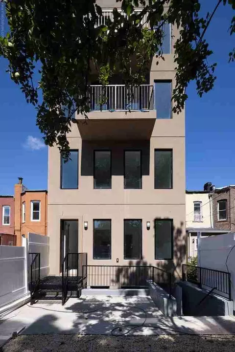 1266 Park Pl, Brooklyn, NY 11213