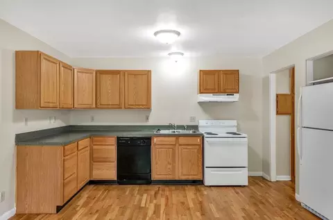 1410 Old Canton Ln, East Lansing, MI 48823