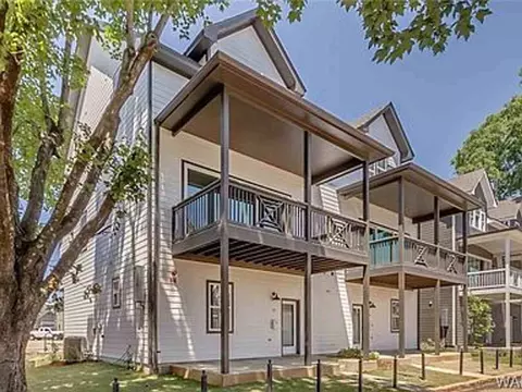 1004 Elmwood Dr, Tuscaloosa, AL 35401
