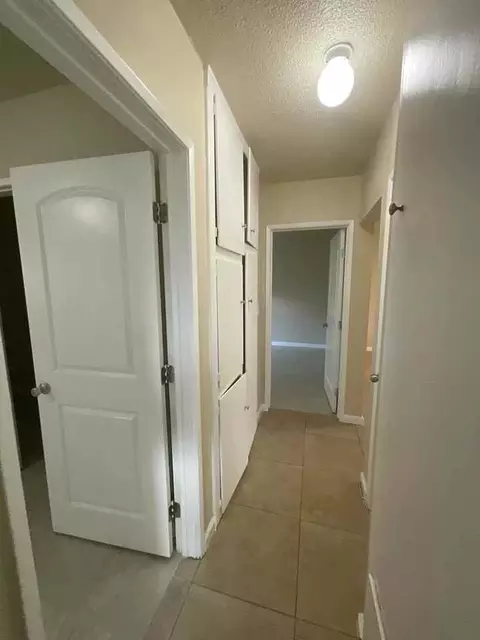 221 Avocado St, Costa Mesa, CA 92627 photo 22