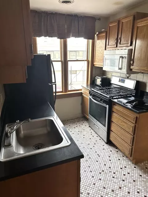 11 Clinton Ave, Cortland, NY 13045