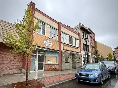 11 Clinton Ave, Cortland, NY 13045