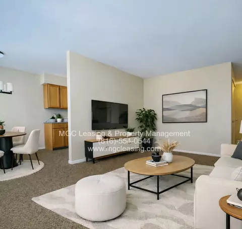 1558 E 125th St, Olathe, KS 66061