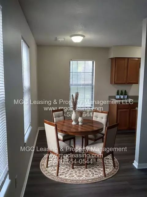 1558 E 125th St, Olathe, KS 66061