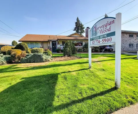 21303 80th Ave W, Edmonds, WA 98026