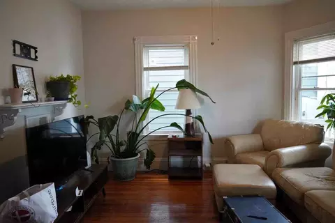 16 Norwood St, Dorchester, MA 02122