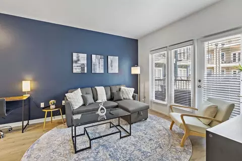 S Kings Dr, Charlotte, NC 28204