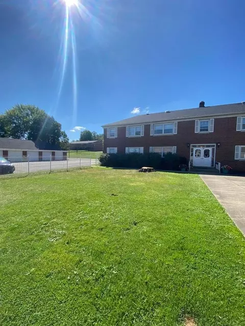 85 S Miller Rd, Fairlawn, OH 44333