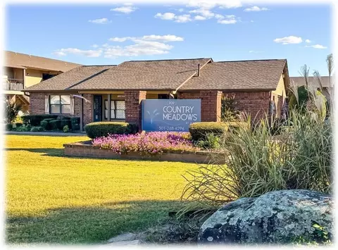 909 Holmes Rd, Searcy, AR 72143