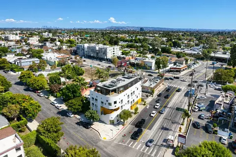 2346 S Bundy Dr, Los Angeles, CA 90064