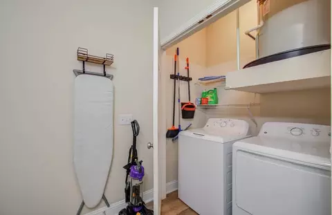 Braeswood Sq, Houston, TX 77096 photo 46
