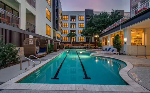 Braeswood Sq, Houston, TX 77096 photo 2