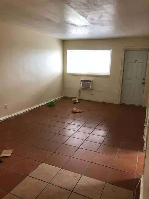 800 NW 11th Ave, Fort Lauderdale, FL 33311