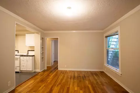 230 NW 20th Ave, Portland, OR 97209