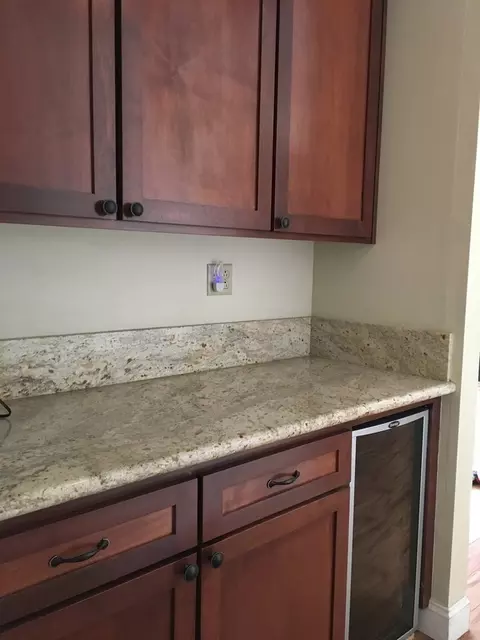 2322 O St, Sacramento, CA 95816