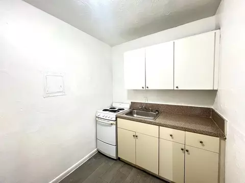 1801 NW 54th St, Miami, FL 33142