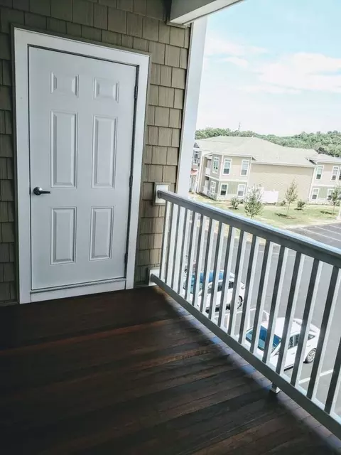 27 Plains Rd, Essex, CT 06426