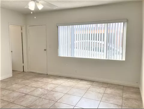 3737 Midvale Ave, Los Angeles, CA 90034