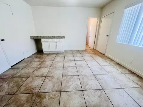 3737 Midvale Ave, Los Angeles, CA 90034