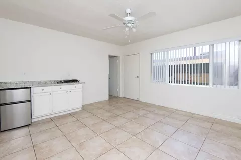 3737 Midvale Ave, Los Angeles, CA 90034