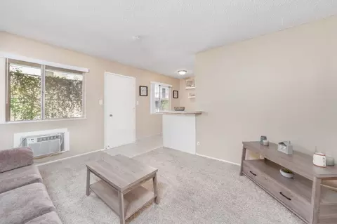 950 S Garfield St, Lodi, CA 95240 photo 2