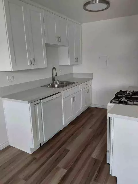 9854 Cedar St, Bellflower, CA 90706