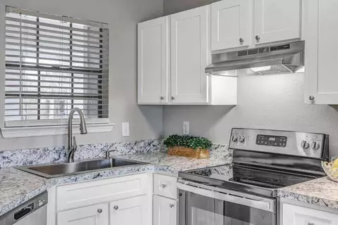 1690 Dunn Ave, Daytona Beach, FL 32114 photo 2
