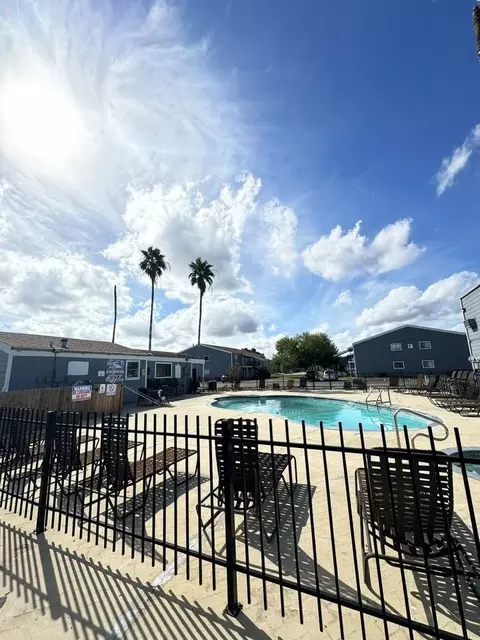 6730 Everhart Rd, Corpus Christi, TX 78413
