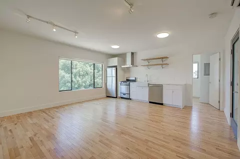 306 N Bonnie Brae St, Los Angeles, CA 90026