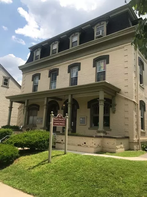 215 W Broad St, Bethlehem, PA 18018