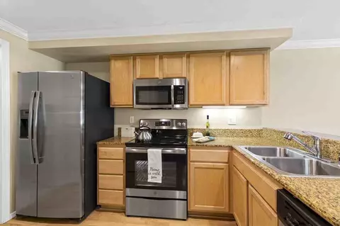 11330 NE 36th Pl, Bellevue, WA 98004 photo 8