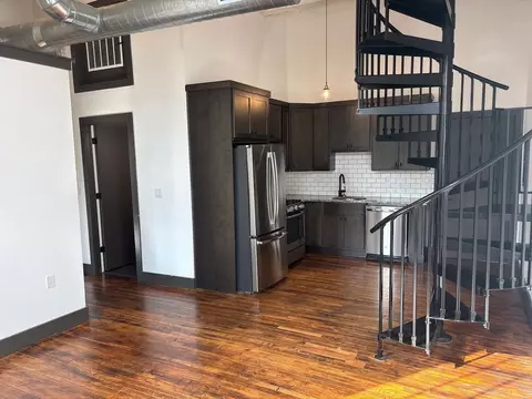 651 N 13th St, Easton, PA 18042