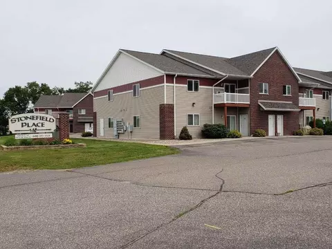 15101560 W Pine St, Baraboo, WI 53913