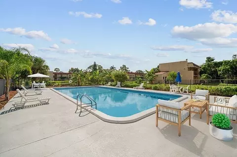 6164 Forest Hill Blvd, West Palm Beach, FL 33415
