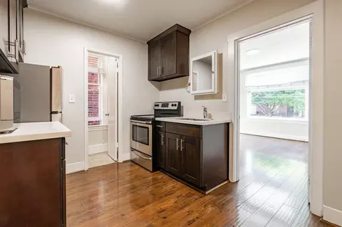 1627 Belmont Ave, Seattle, WA 98122
