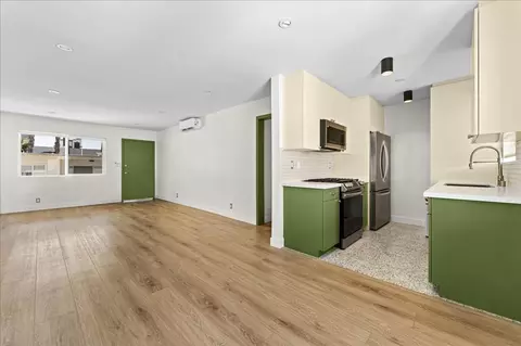 6615 Franklin Ave, Los Angeles, CA 90028