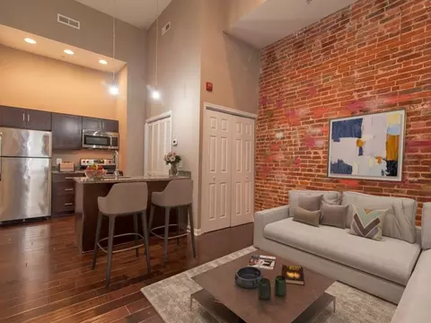 617 W Lexington St, Baltimore, MD 21201