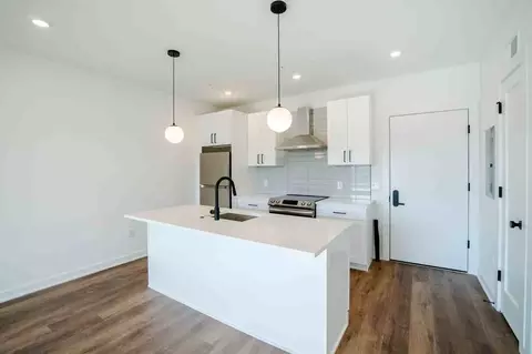 5904 Germantown Ave, Philadelphia, PA 19144