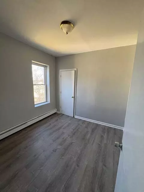 130 N 3rd St, Paterson, NJ 07522