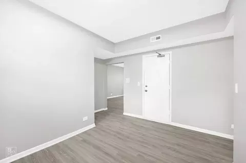 5015 S Champlain Ave, Chicago, IL 60615 photo 9