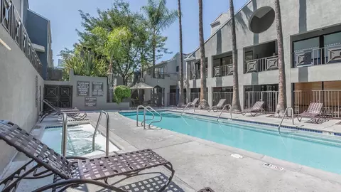 201 W Fairview Ave, Glendale, CA 91202 photo 25