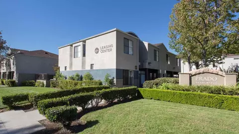 201 W Fairview Ave, Glendale, CA 91202 photo 3