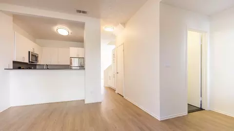 201 W Fairview Ave, Glendale, CA 91202 photo 36
