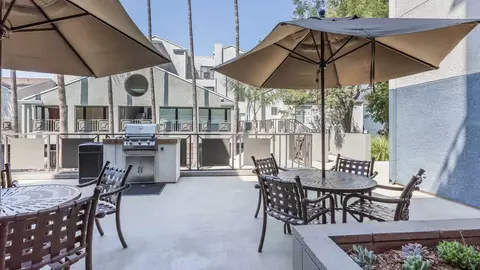 201 W Fairview Ave, Glendale, CA 91202 photo 28