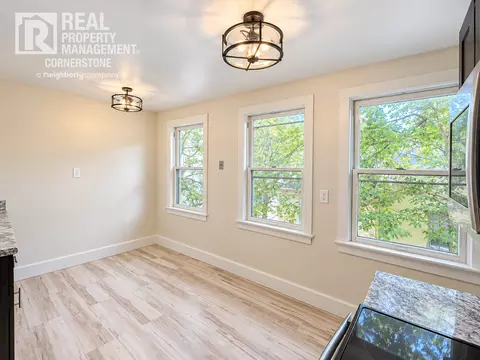 808 W Kalamazoo Ave, Kalamazoo, MI 49007