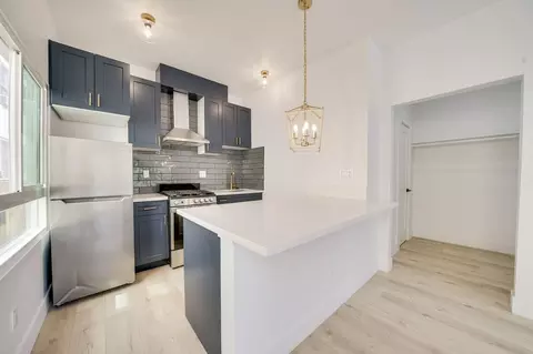 1926 Whitley Ave, Los Angeles, CA 90068