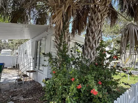 15004 113th Ave, Largo, FL 33774